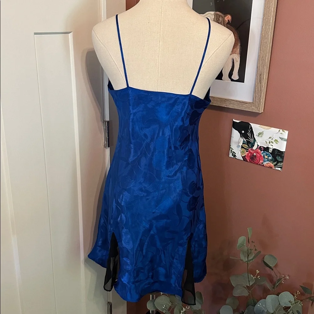 Victoria's Secret Gold Label Royal Blue bow & tassel tulips S polyester nightie